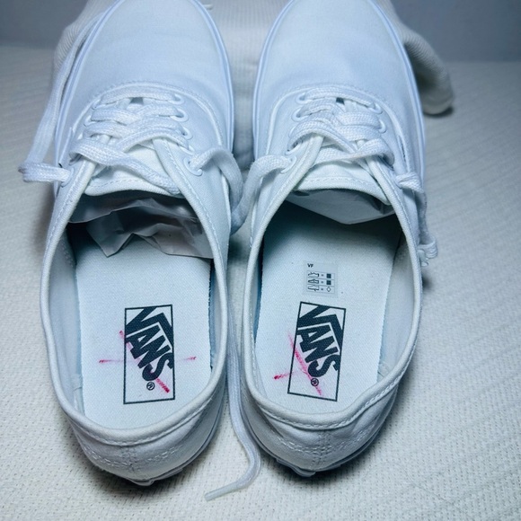 Vans Unisex White Canvas Sneakers - Picture 5 of 8